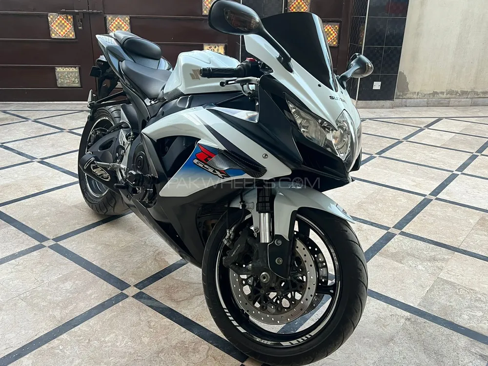 Suzuki GSX-R750 2010 for Sale Image-1