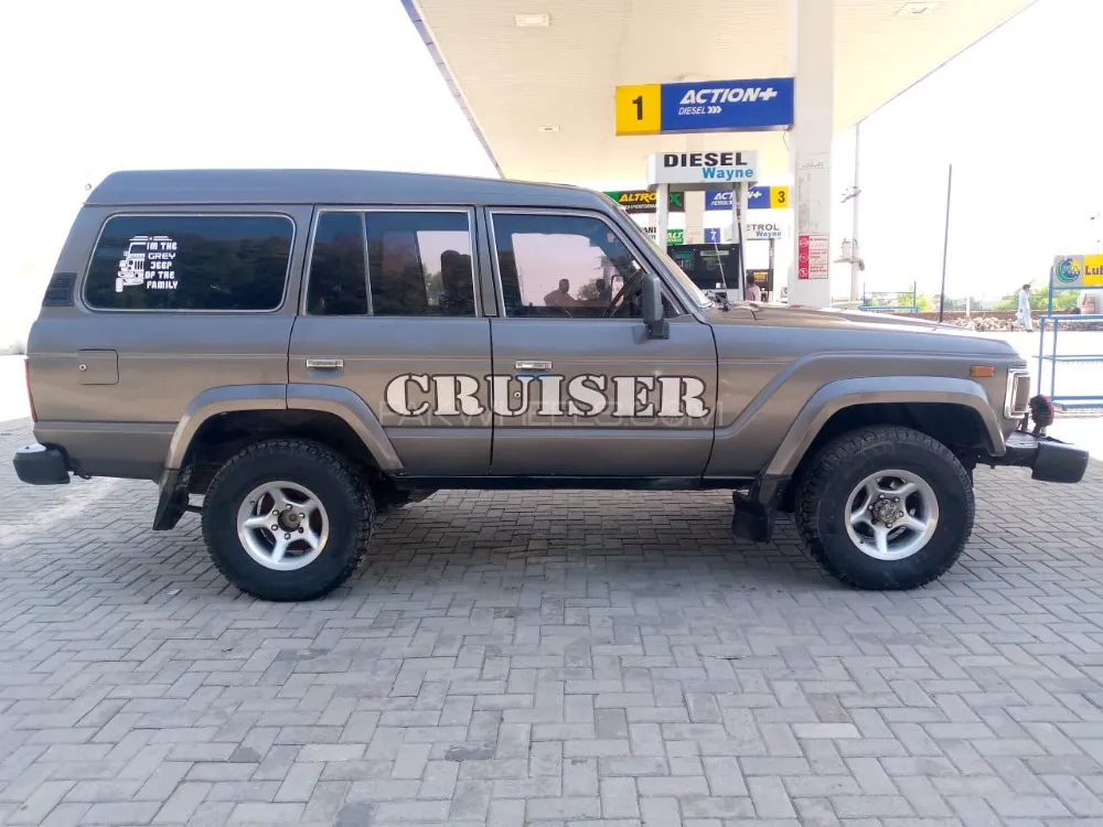 Toyota Land Cruiser 1987 for Sale in Sargodha Image-1