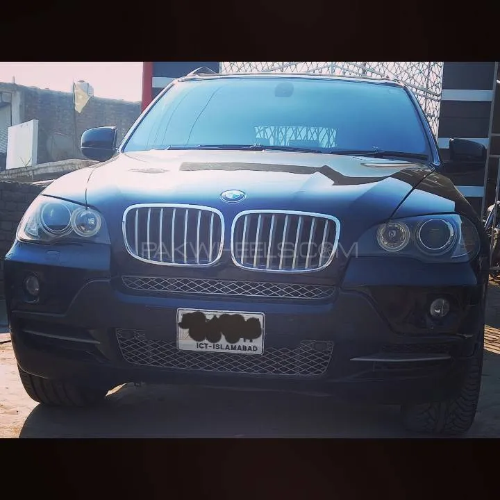BMW X5 2010 for Sale in Peshawar Image-1