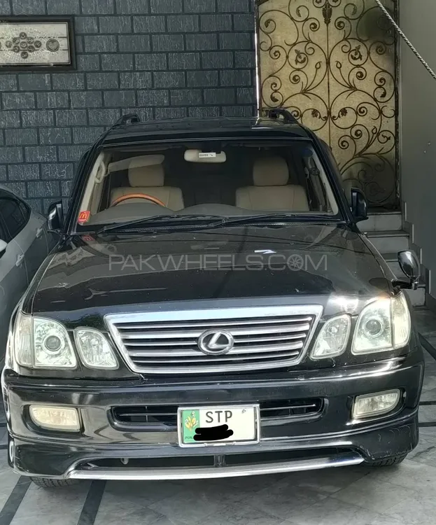 Lexus LX Series 2001 for Sale in Faisalabad Image-1