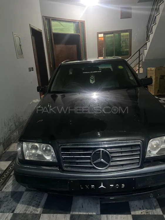 Mercedes Benz C Class 2000 for Sale in Lahore Image-1