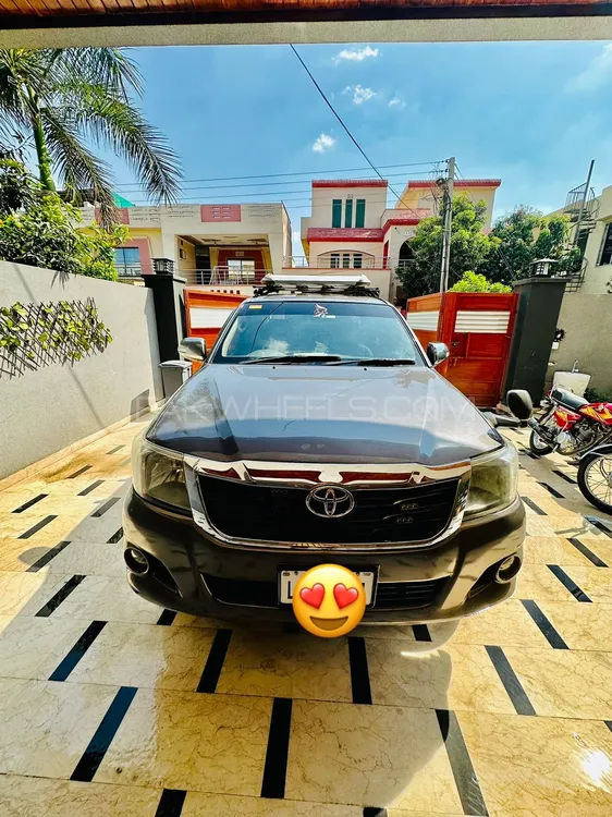 Toyota Hilux 2013 for Sale in Lahore Image-1