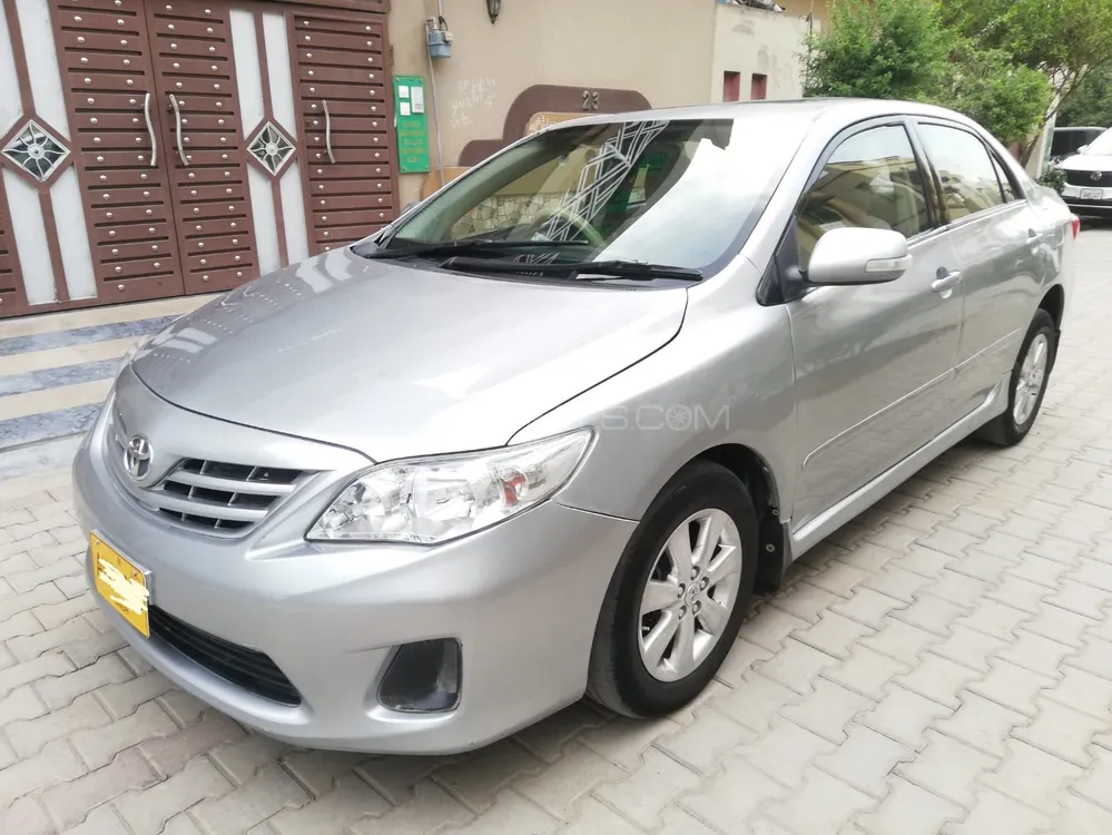 Toyota Corolla 2012 for Sale in Karachi Image-1