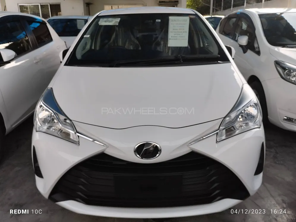 Toyota Vitz 2019 for Sale in Lahore Image-1