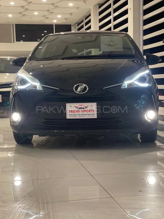 Toyota Vitz 2019 for Sale in Peshawar Image-1