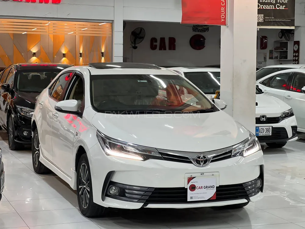 Toyota Corolla 2019 for Sale in Peshawar Image-1
