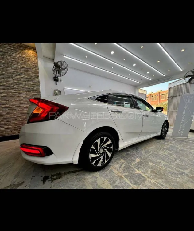 Honda Civic 2017 for Sale in Kohat Image-1