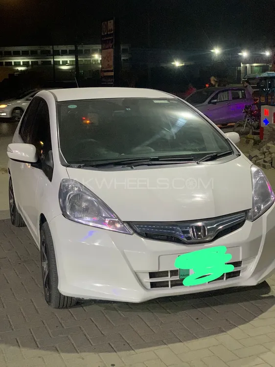 Honda Fit 2011 for Sale in Gujranwala Image-1