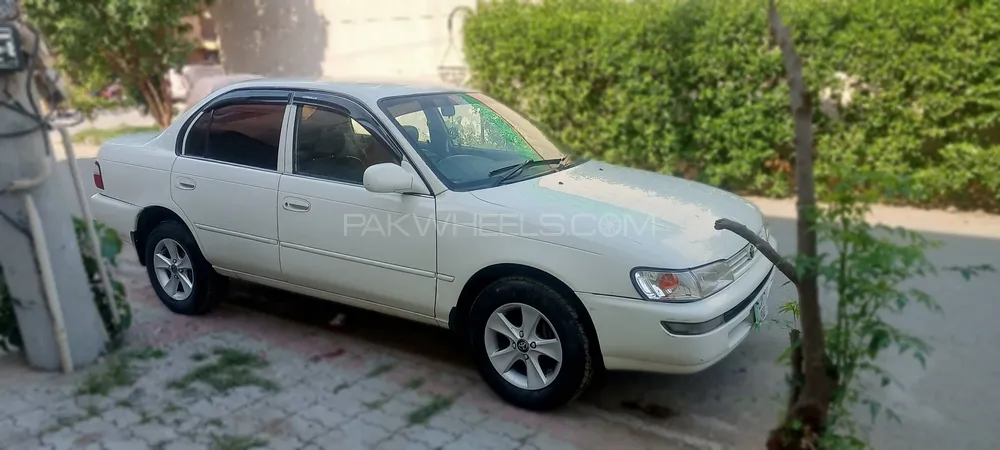 Toyota Corolla 2001 for Sale in Lahore Image-1