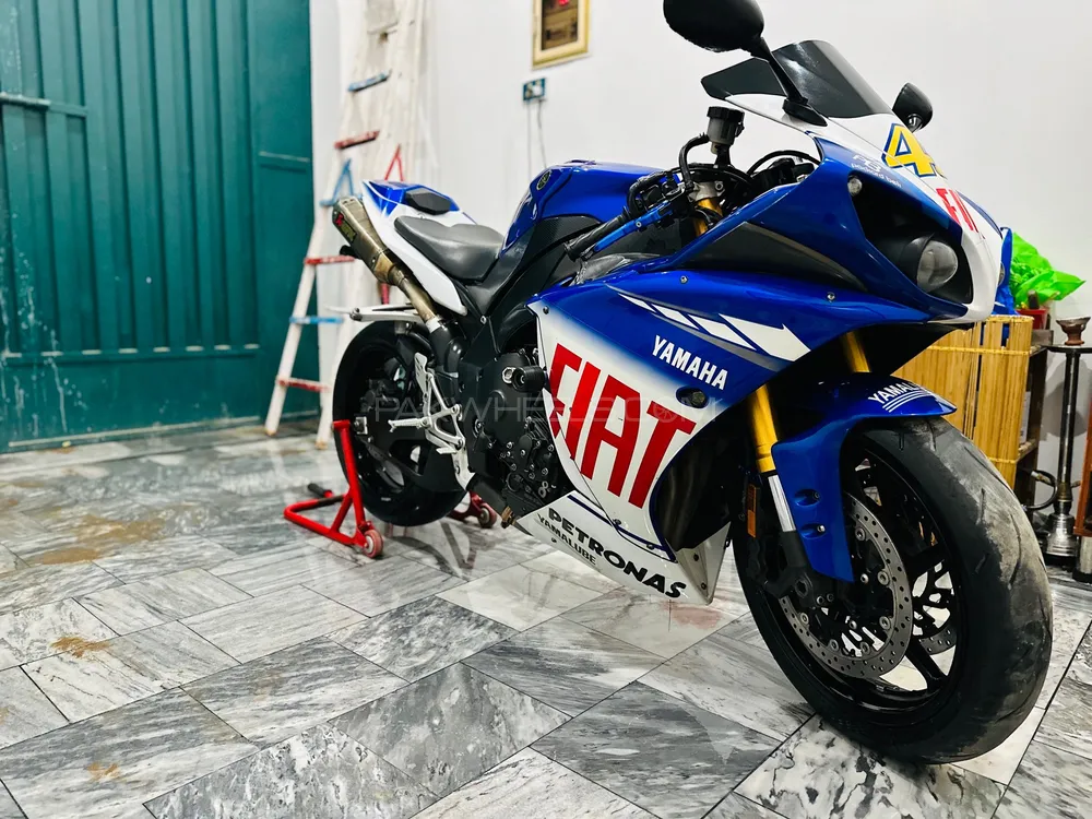 2010 yamaha yzf r1 for sale