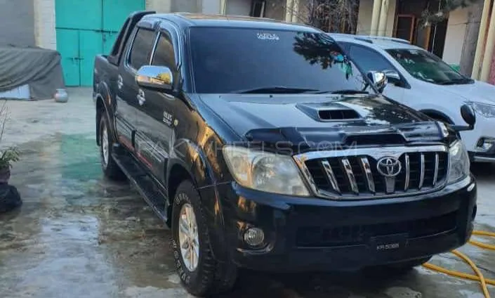 Toyota Hilux 2007 for Sale in Islamabad Image-1