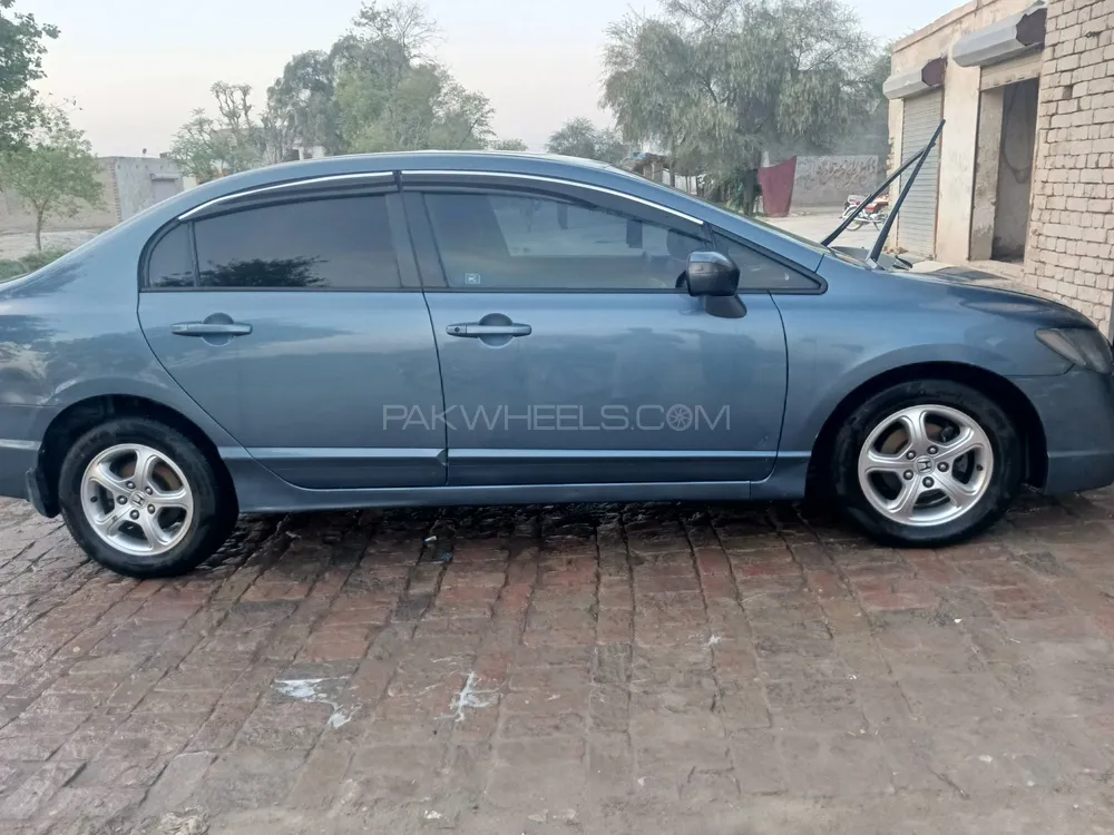 Honda Civic 2007 for Sale in Multan Image-1
