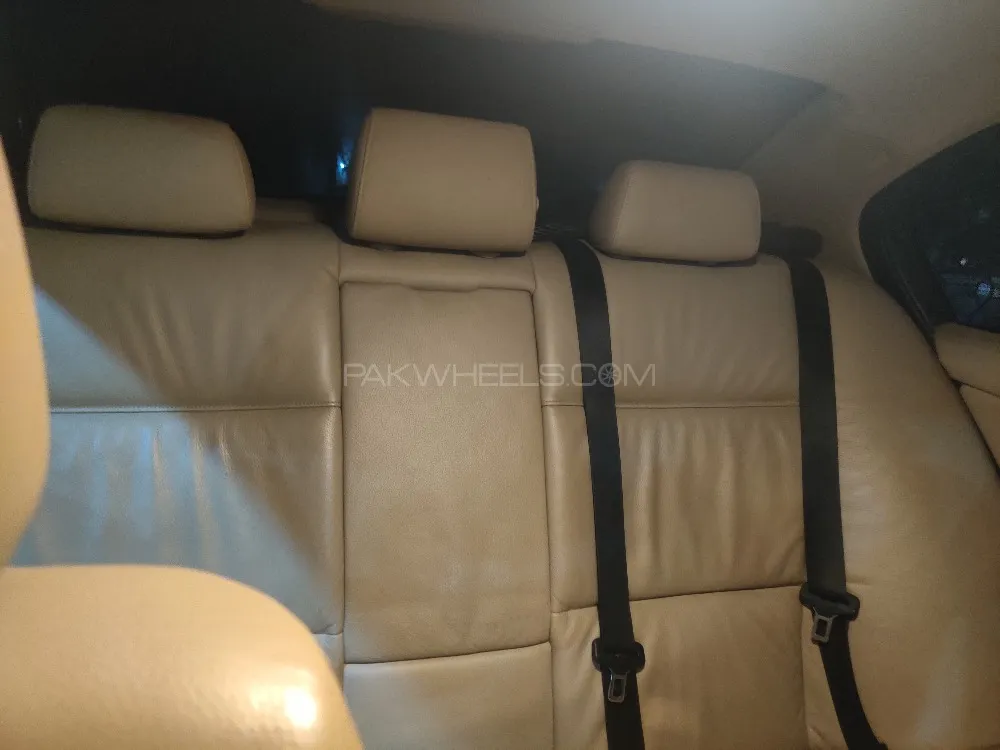 بی ایم ڈبلیو 3 سیریز 2007 for Sale in کراچی Image-1