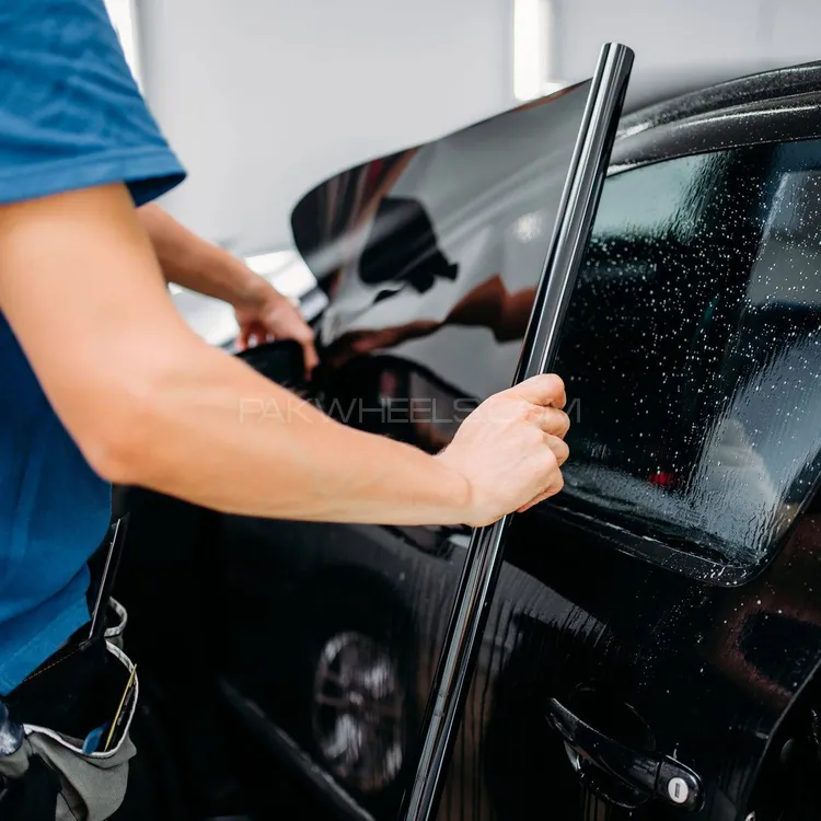 PPF, CAR WRAPPING AND TINTING installer specialist Image-1