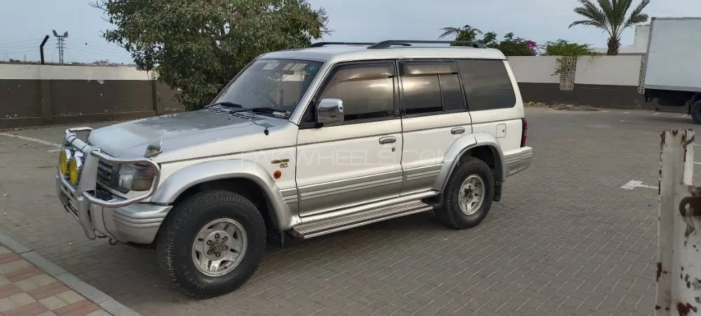 Mitsubishi Pajero 1991 for Sale in Karachi Image-1