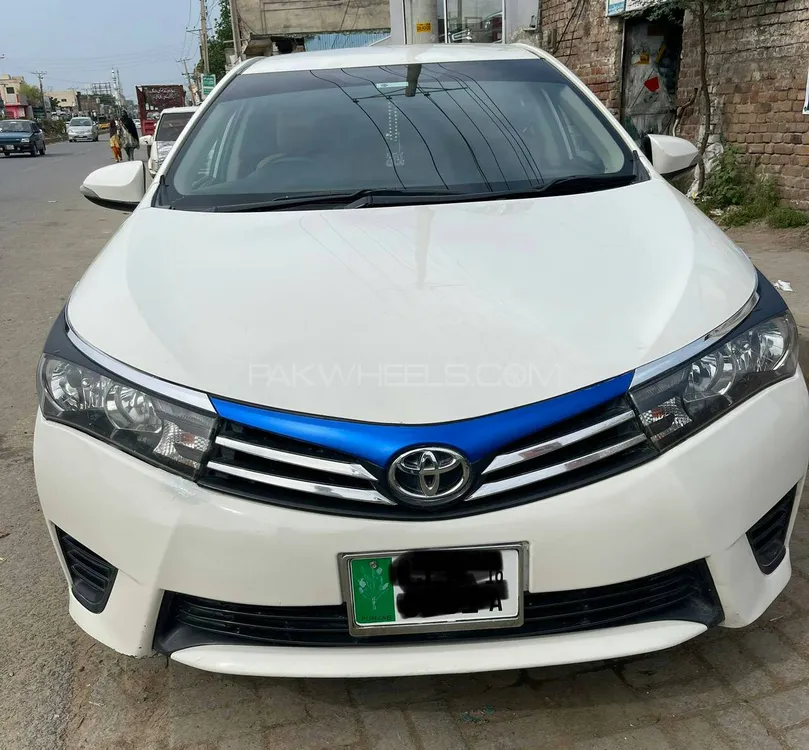 Toyota Corolla 2016 for Sale in Gujrat Image-1