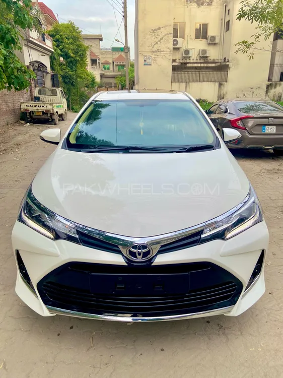 Toyota Corolla 2023 for Sale in Sialkot Image-1