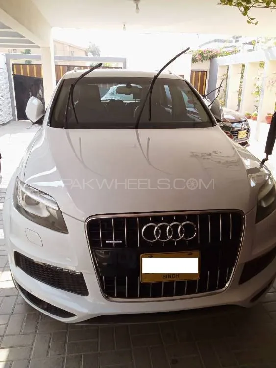 Audi Q7 2012 for Sale in Karachi Image-1