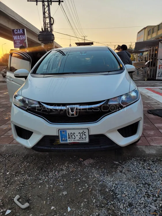 Honda Fit 2017 for Sale in Peshawar Image-1
