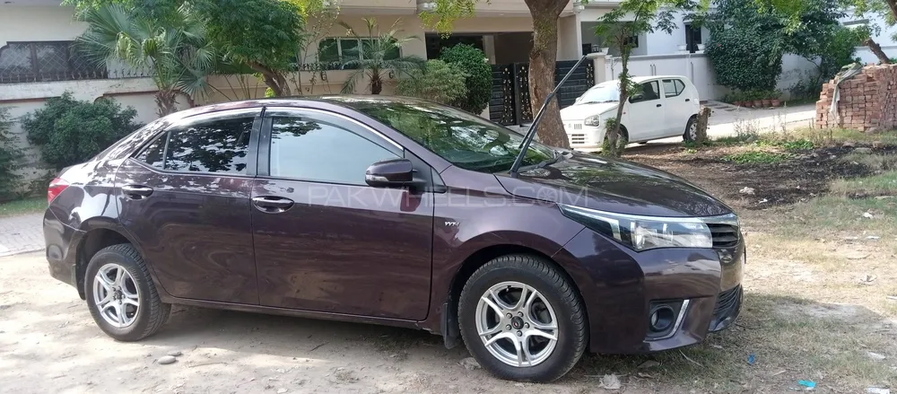 Toyota Corolla 2014 for Sale in Lahore Image-1