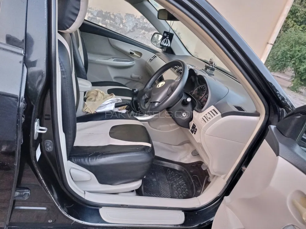 Toyota Corolla 2012 for Sale in Sargodha Image-1