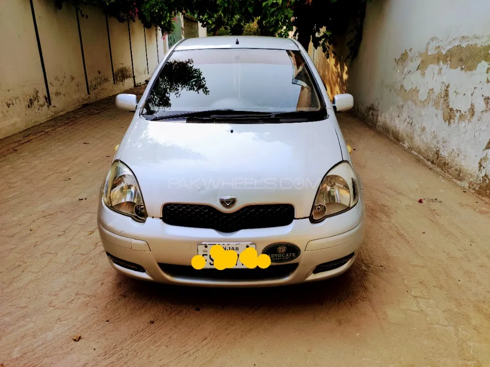 Toyota Vitz 1999 for Sale in Okara Image-1