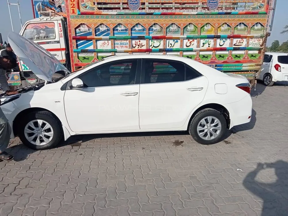 Toyota Corolla 2020 for Sale in Sargodha Image-1