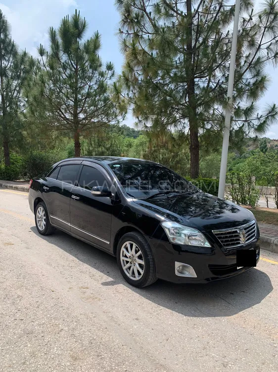 Toyota Premio 2011 for Sale in Islamabad Image-1