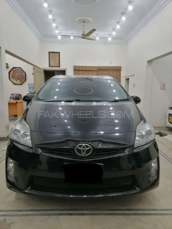 Toyota Prius 2011 for Sale in Karachi Image-1