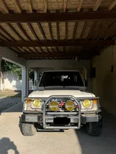 Mitsubishi Pajero Super Exceed 3.0 1990 for Sale