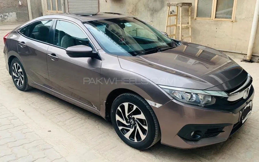 Honda Civic 2017 for Sale in Sargodha Image-1
