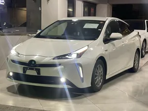 Toyota Prius A Premium 2019 for Sale
