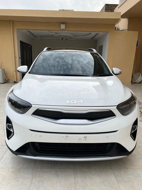 KIA Stonic 2022 for Sale in Peshawar Image-1