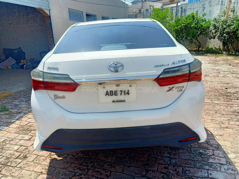 Toyota Corolla 2017 for Sale in Gujrat Image-1