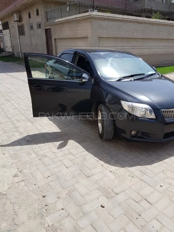 Toyota Corolla Axio 2009 for Sale in Multan Image-1