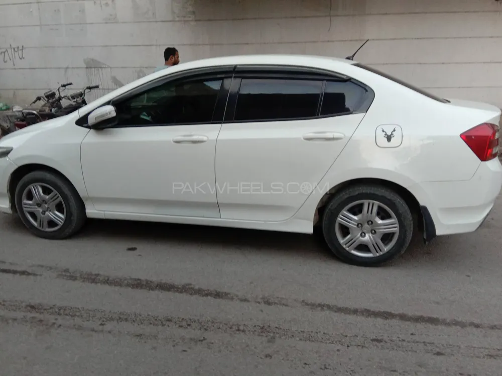 Honda City 2015 for Sale in Karachi Image-1