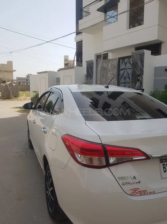 Toyota Yaris Sedan 2021 for Sale in Karachi Image-1