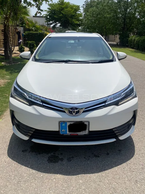 Toyota Corolla 2018 for Sale in Lahore Image-1