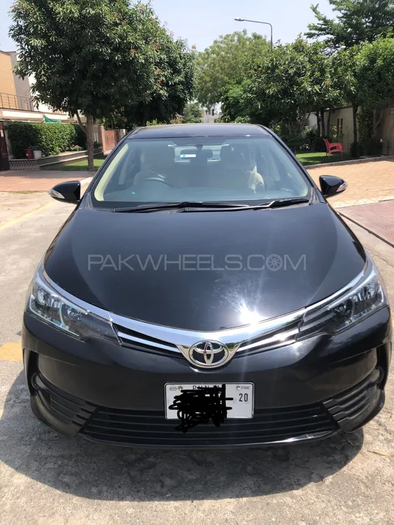 Toyota Corolla 2020 for Sale in Faisalabad Image-1