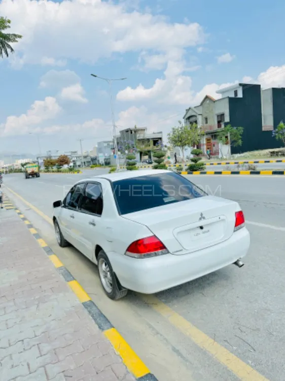 Mitsubishi Lancer 2004 for Sale in Islamabad Image-1