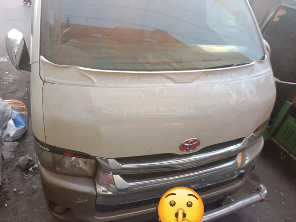 Toyota Hiace 2013 for Sale in Rahim Yar Khan Image-1