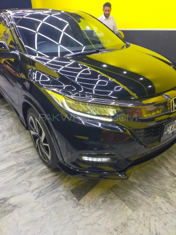 Honda Vezel 2019 for Sale in Islamabad Image-1