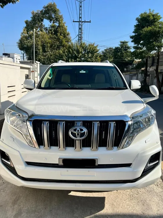 Toyota Prado 2011 for Sale in Islamabad Image-1