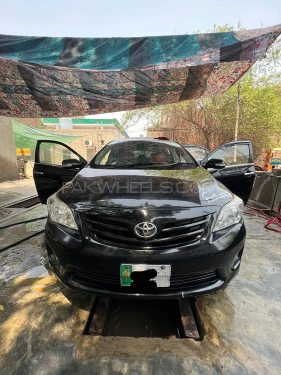 Toyota Corolla 2011 for Sale in Faisalabad Image-1