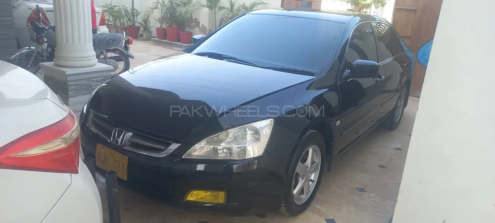 Honda Accord 2005 for Sale in Karachi Image-1
