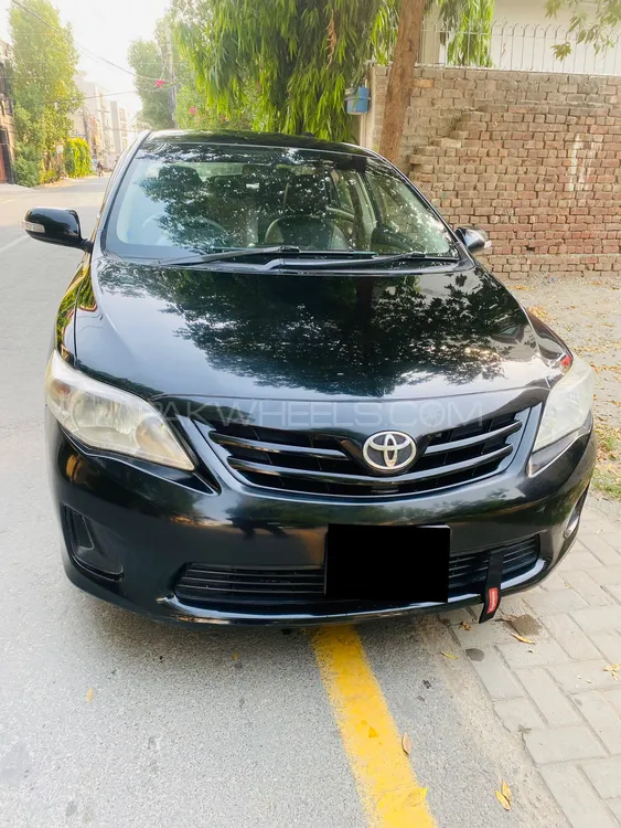 Toyota Corolla 2011 for Sale in Lahore Image-1