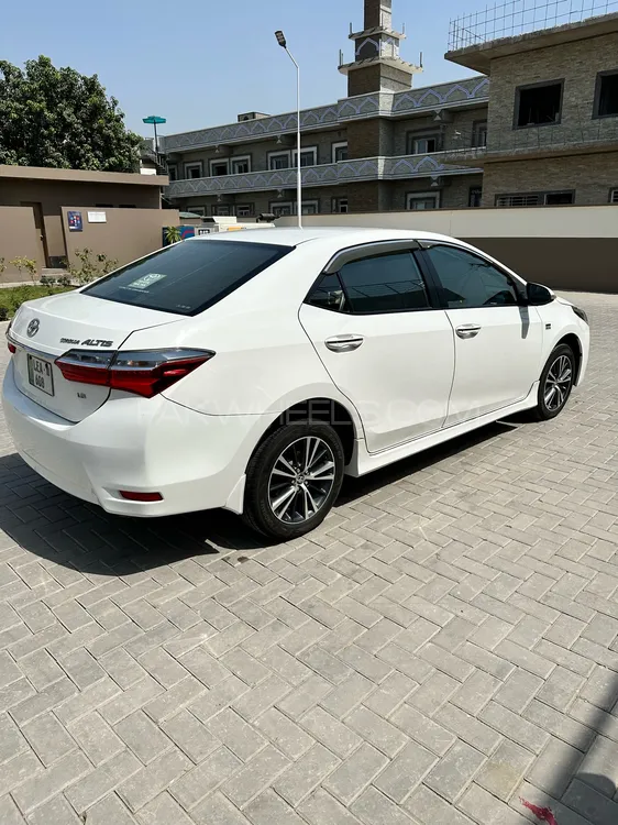 Toyota Corolla 2018 for Sale in Multan Image-1