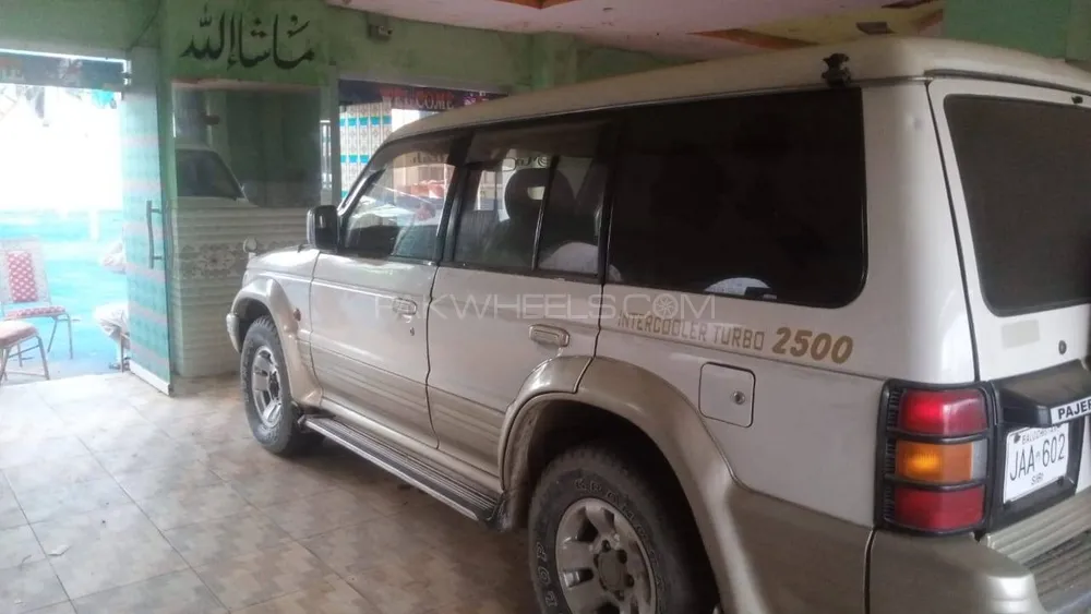 Mitsubishi Pajero 1991 for Sale in Karachi Image-1