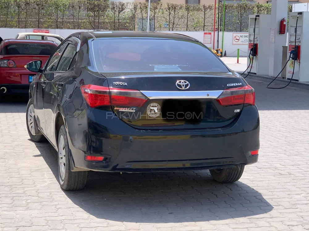 Toyota Corolla 2015 for Sale in Gujrat Image-1