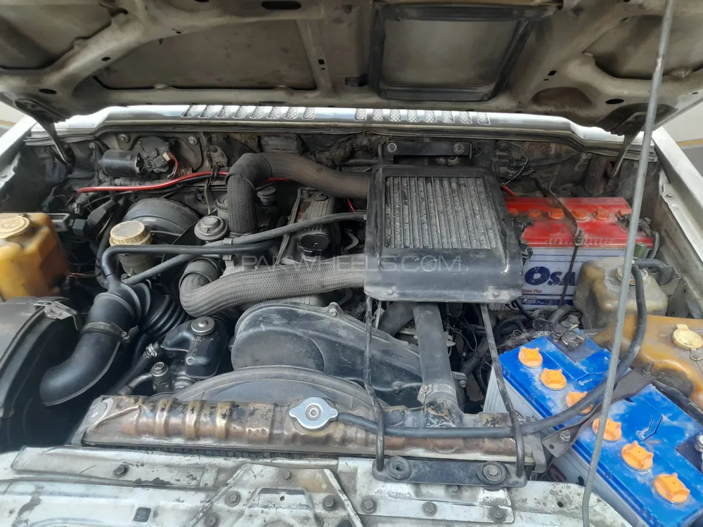 Mitsubishi Pajero 1990 for Sale in Lahore Image-1